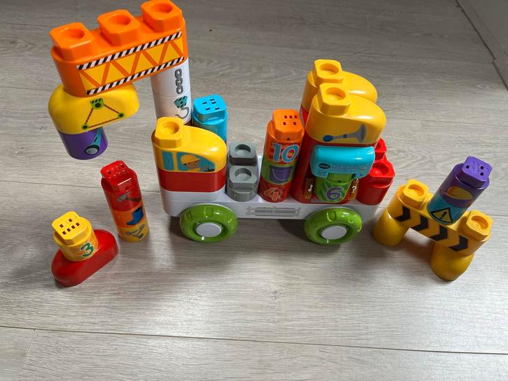 Vtech Bla-Bla-Blocks Vrachtwagen, Kinderen en Baby's, Speelgoed | Bouwstenen, Zo goed als nieuw, Overige merken, Ophalen of Verzenden