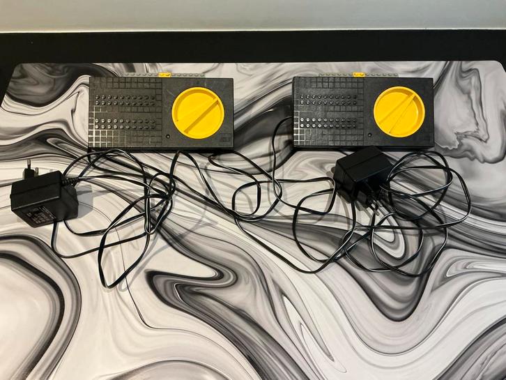 2x Lego Snelheid regelaar 9V, Kinderen en Baby's, Speelgoed | Duplo en Lego, Gebruikt, Lego, Ophalen of Verzenden