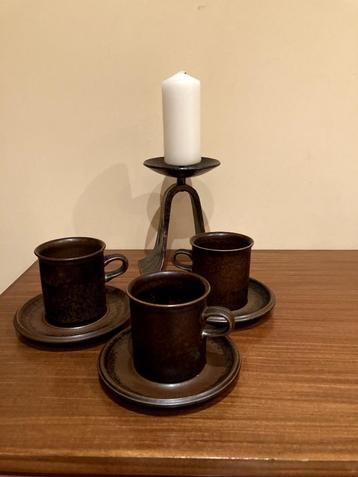 Vintage Set kop en schotels Arabia Ruska beschikbaar voor biedingen