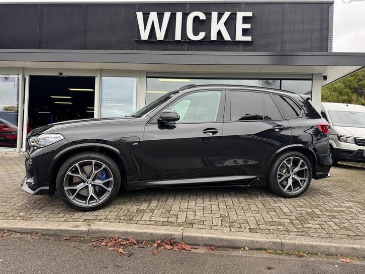 BMW X5 XDrive45e Pano HUD 360 Camera Trekhaak Softclose Sky, Auto's, BMW, Bedrijf, Te koop, X5, 360° camera, 4x4, ABS, Achteruitrijcamera