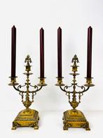 Paar Franse vergulde bronzen Louis XVI-stijl kandelaren 1880, Ophalen of Verzenden, Koper of Brons