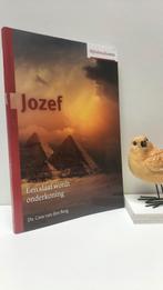 Berg, Ds. Cees van den; Jozef (Een slaaf wordt onderkoning), Ophalen of Verzenden, Gelezen, Christendom | Protestants