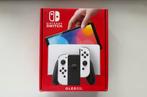 Nintendo Switch OLED + games en hoes, Spelcomputers en Games, Met games, Met 2 controllers, Zo goed als nieuw, Switch OLED