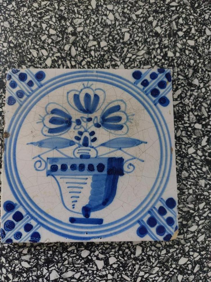 Antieke tegel, Antiek en Kunst, Antiek | Wandborden en Tegels, Ophalen of Verzenden