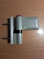 Zilverkleurige scharnier 16 stuks. 4/per deur., Ophalen of Verzenden, Nieuw, Rvs, Scharnier