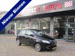 Lancia Ypsilon 0.9 TwinAir Gold met trekhaak apk 17-10-2026, Auto's, Lancia, Voorwielaandrijving, Euro 5, Gebruikt, Met garantie (alle)