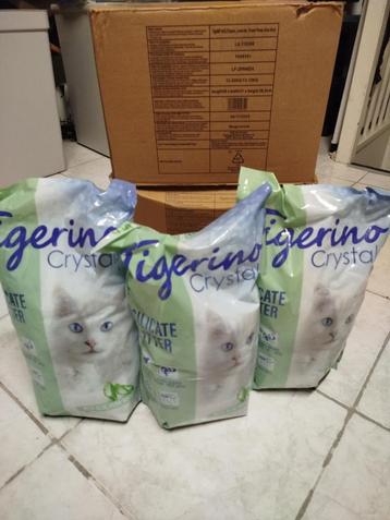 15 zakken Tigerino Crystals ALEO VERA kattenbak vulling beschikbaar voor biedingen