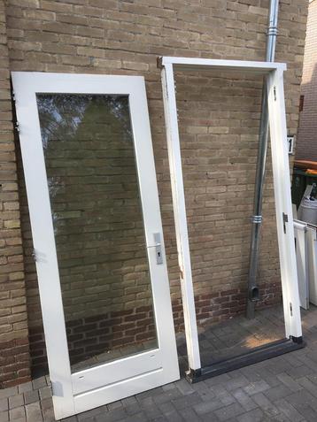 Buitendeur met kozijn van merbau 107 x 245 db glas beschikbaar voor biedingen