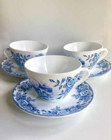 3 grote kop en schotels Rivanel Frans melkglas wit blauw beschikbaar voor biedingen