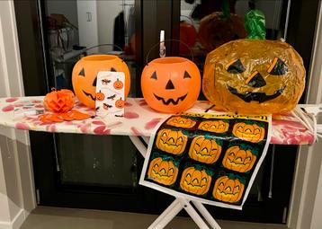 Halloween Feestartikelen Set beschikbaar voor biedingen