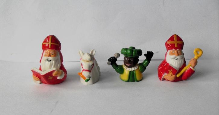 4 Sinterklaas Figuurtjes Sint en Piet Paard Sint Nicolaas, Diversen, Sinterklaas, Zo goed als nieuw, Ophalen of Verzenden