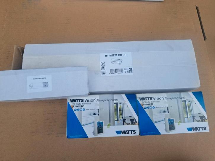 3x 
AANSLUITMODULE 6 ZONES 230 V (BT-M6Z02 RF 230V)(Y20), Doe-het-zelf en Verbouw, Thermostaten, Nieuw, Ophalen of Verzenden