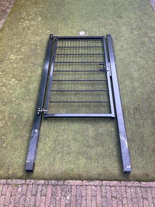 Poort ijzer, zwart gepoedercoat en verzonken, Tuin en Terras, Tuinpoorten, Nieuw, Looppoort, IJzer, 150 tot 200 cm, 100 tot 150 cm