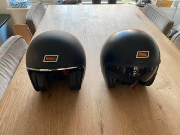 Motor/Brommer Helmen - €50 per stuk beschikbaar voor biedingen