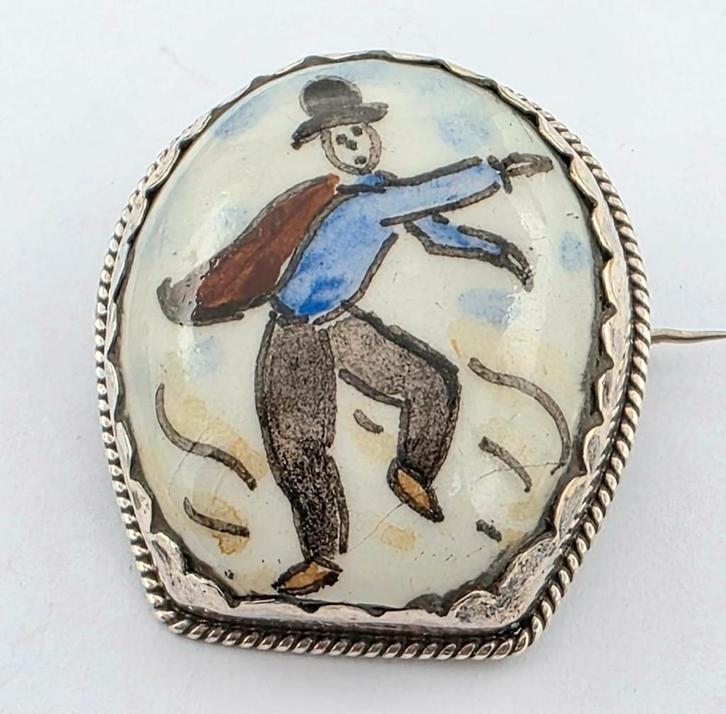 Antieke Zilveren Porselein Broche, Sieraden, Tassen en Uiterlijk, Antieke sieraden, Broche, Zilver, Verzenden