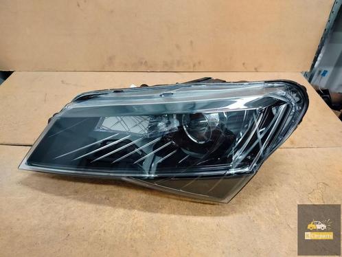Skoda Superb III Xenon Torsion Linkerlamp Ideaal, Auto-onderdelen, Verlichting, Skoda, Gebruikt, Ophalen of Verzenden