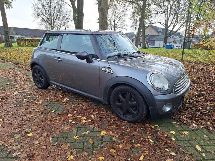 Mini 1.4 2009 zeer mooi! 4e eigenaar, Auto's, Mini, Particulier, One, Airbags, Airconditioning, Alarm, Boordcomputer, Centrale vergrendeling
