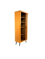 Vintage teakhouten highboard, Silkenborg Møbelfabrik ‘80, Met deur(en), Teakhout, Ophalen of Verzenden, Zo goed als nieuw