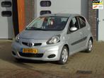 Toyota Aygo 1.0-12V Comfort Nwe Apk Airco Stuurbekr 5-Deurs, Voorwielaandrijving, Stof, Gebruikt, 4 stoelen