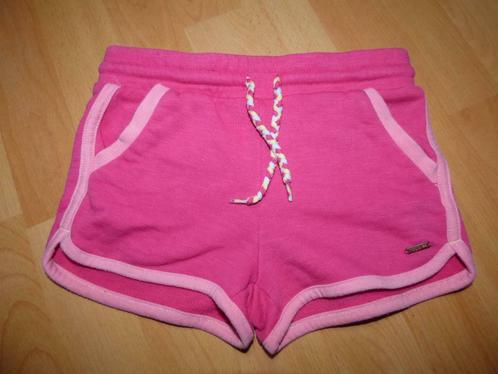 Sportief kort roze broekje van Noppies, maat 116, Kinderen en Baby's, Kinderkleding | Maat 116, Gebruikt, Meisje, Broek, Ophalen of Verzenden