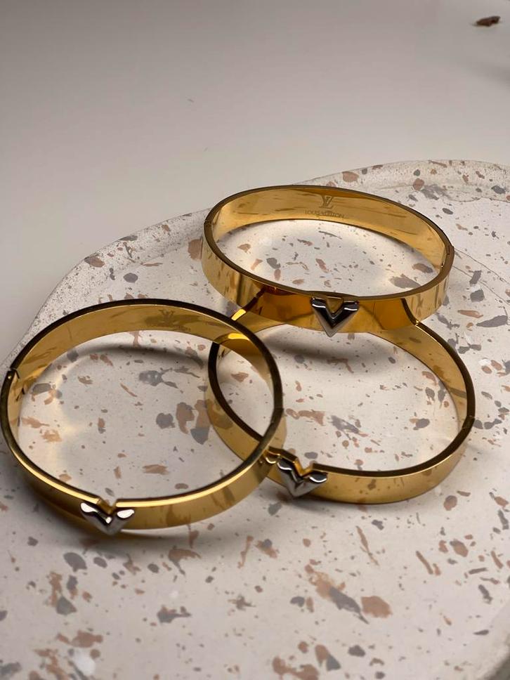 Stijlvolle Roestvrijstalen Armbanden, Sieraden, Tassen en Uiterlijk, Armbanden, Nieuw, Staal, Zilver, Ophalen of Verzenden