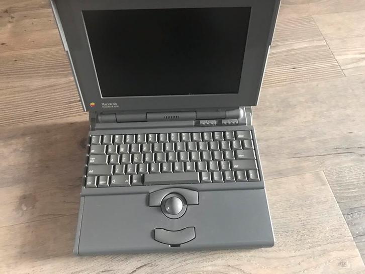 Apple Powerbook 145 B +Originele Adapter, Computers en Software, Apple Macbooks, Gebruikt, Overige modellen, Overige groottes