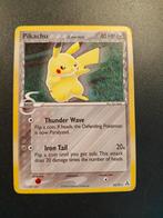 Pikachu 93 ex legend maker swirl, Hobby en Vrije tijd, Verzamelkaartspellen | Pokémon, Ophalen, Zo goed als nieuw, Losse kaart