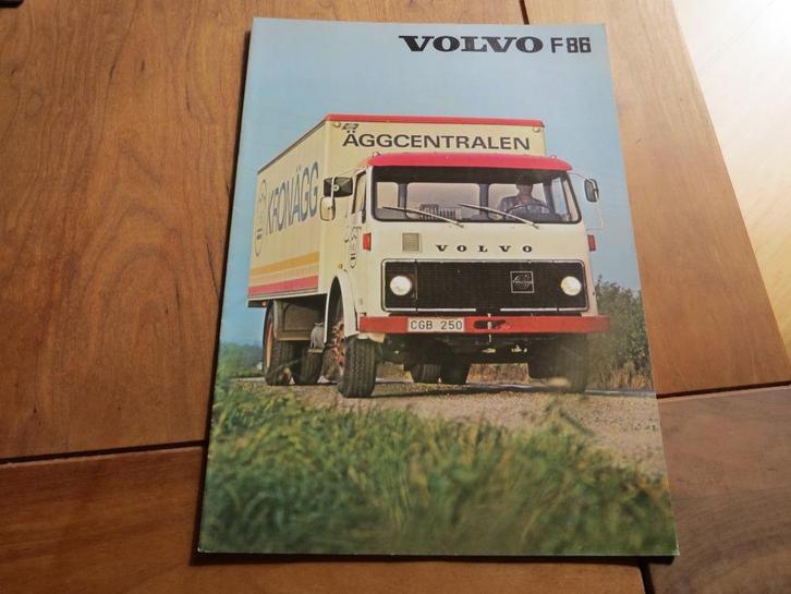 NL folder Volvo F 86 vrachtwagens en trekkers 1973, Auto diversen, Handleidingen en Instructieboekjes, Ophalen of Verzenden