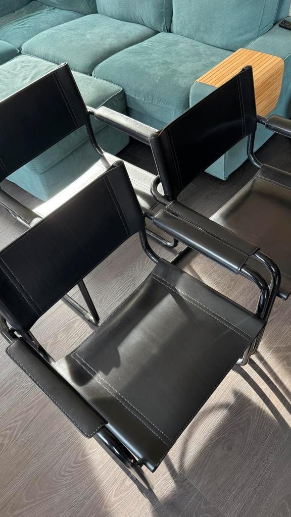 Set van 3 sledestoelen – Bauhaus / Jan des Bouvrie stijl, Huis en Inrichting, Stoelen, Zo goed als nieuw, Drie, Leer, Metaal, Zwart