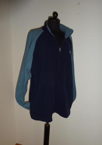 NIEUW Maat XXL. Vest 2 kleuren BLAUW.  Het kaartje hangt er  beschikbaar voor biedingen