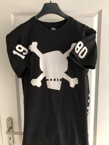 T Shirt Stussy  USA  (skull) maat L , geen 2e op Marktplaats beschikbaar voor biedingen