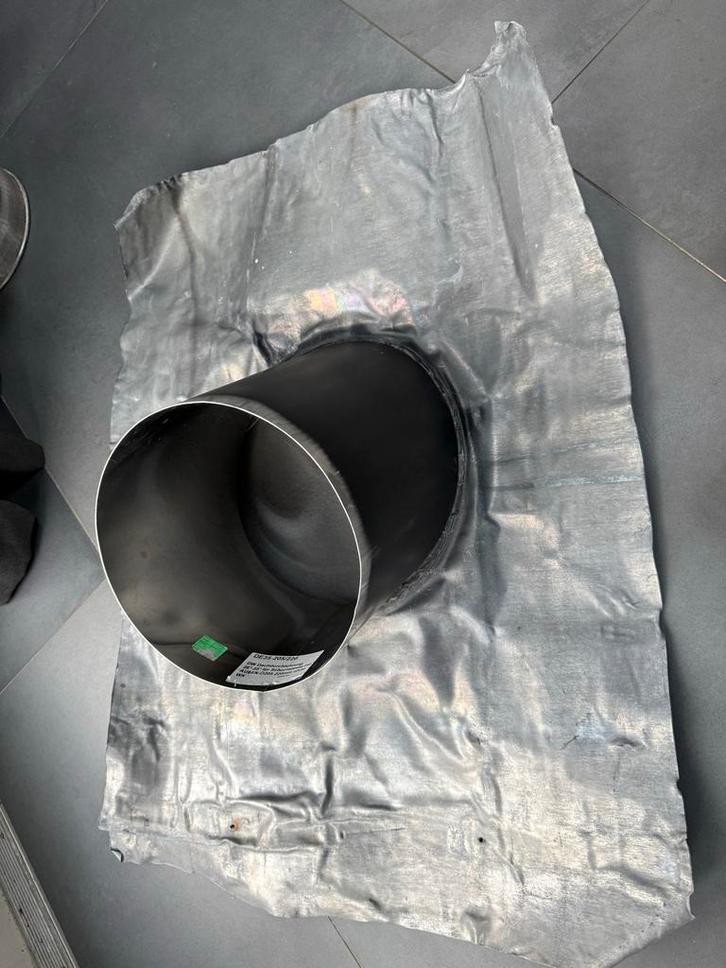 Dakdoorvoer Rookkanaal 205-220mm, 26-35 graden, Doe-het-zelf en Verbouw, Dakpannen en Dakbedekking, Zo goed als nieuw, Overige typen