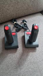 2 nette Joysticks atari/amiga/msx enz., Computers en Software, Joysticks, Ophalen of Verzenden, Zo goed als nieuw, Overige