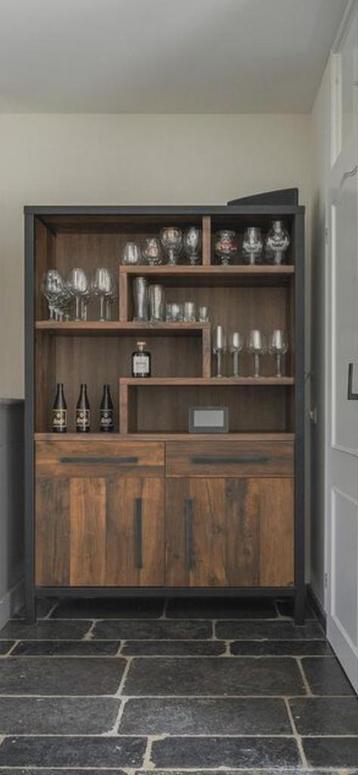 Lamulux Meubelset: Kast, Salontafel & Eettafel beschikbaar voor biedingen