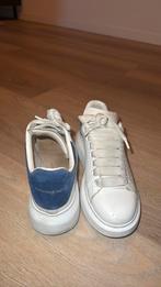 Alexander Mqueen, Ophalen of Verzenden, Gedragen, Wit, Sneakers of Gympen
