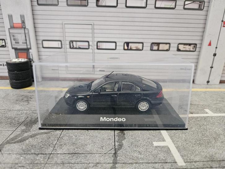 Minichamps Ford Mondeo 2000 1/43 in box, Hobby en Vrije tijd, Modelauto's | 1:43, Zo goed als nieuw, Auto, MiniChamps, Ophalen of Verzenden