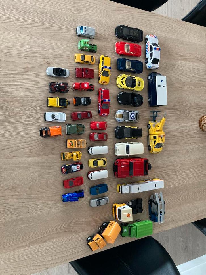 Heeeeel veel verschillende auto’s en andere voertuigen!, Kinderen en Baby's, Speelgoed | Speelgoedvoertuigen, Zo goed als nieuw