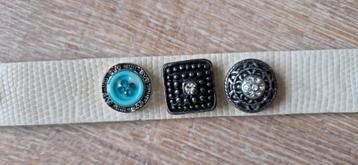 Leren armband met leuke metalen knopje, 16-19 cm beschikbaar voor biedingen