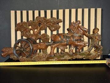 Houten Wanddecoratie Boerderijtafereel beschikbaar voor biedingen