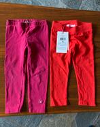 2 leggings:1 felroze Benetton en 1 tomatenrood We nieuw, Meisje, Nieuw, Ophalen of Verzenden, Broekje