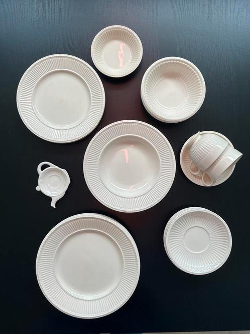 Wedgwood Edme - diversen (21x), Huis en Inrichting, Keuken | Servies, Gebruikt, Compleet servies, Wedgwood, Aardewerk, Ophalen