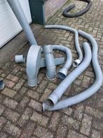 Stof en houtmotafzuiging stalen buizen en slangen., Ophalen