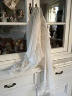 Verschillende soorten kant en kleedjes oud, Ophalen of Verzenden