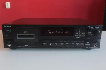 SONY DTC-A8 DAT-SPELER (defect) beschikbaar voor biedingen