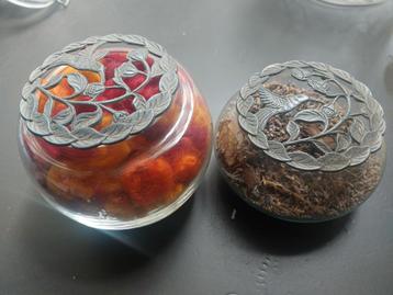 glas en tin beschikbaar voor biedingen