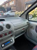 Renault Twingo 1.2 Euro 2000 2001 Grijs, Auto's, Voorwielaandrijving, 600 kg, 4 cilinders, Origineel Nederlands
