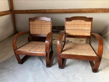 Stoelen fauteuils riet antiek gereataureerd