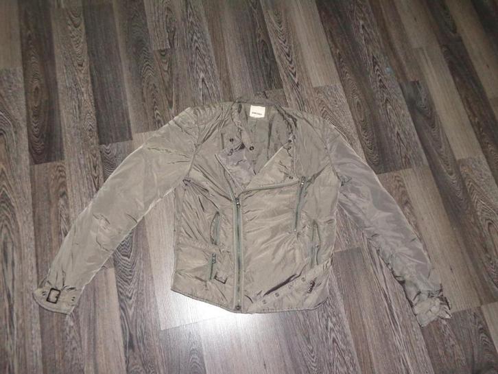 Dameswinterjassen maat m, missioni, diesel, sutherland, Kleding | Dames, Jassen | Winter, Gedragen, Maat 38/40 (M), Ophalen of Verzenden