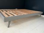 Bed met lattenbodem 140x200, Ophalen, Tweepersoons, 140 cm, Zo goed als nieuw