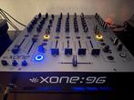 Allen&Heath Xone:96 + stofkap, Ophalen of Verzenden, Zo goed als nieuw, 5 tot 10 kanalen, Microfooningang